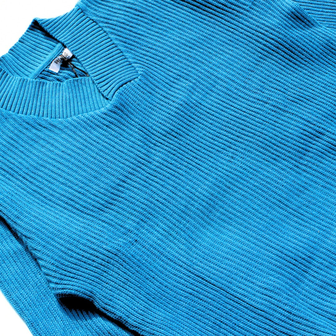 Sky blue lining V-Neck sweater