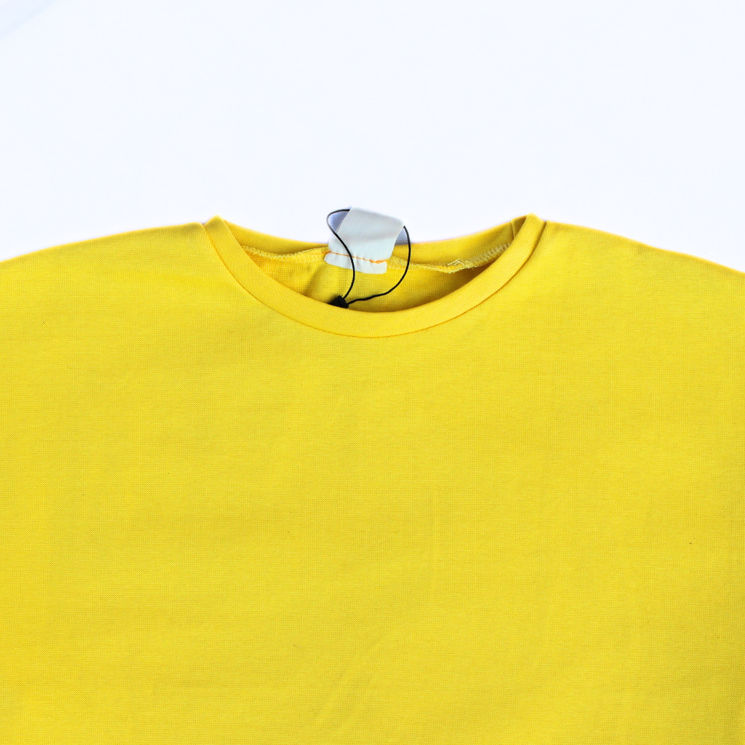 Yellow basic sweatshirt