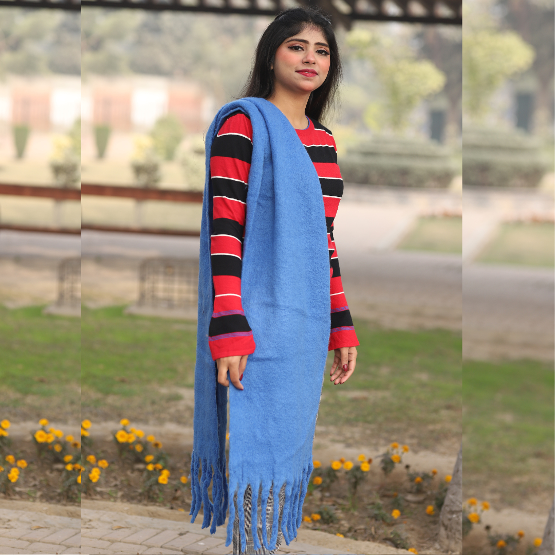 Ladies wool blue scarf