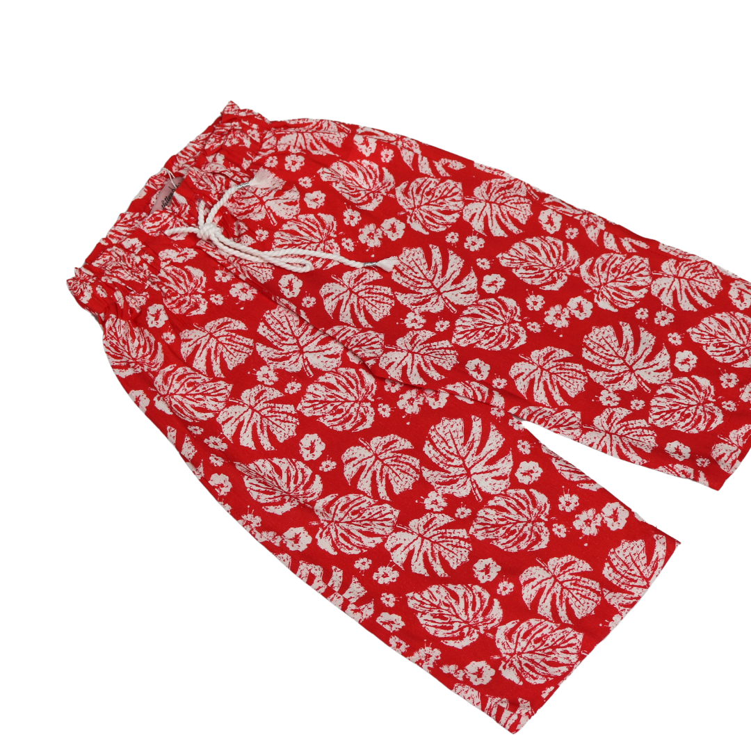 Girls red cotton printed capri