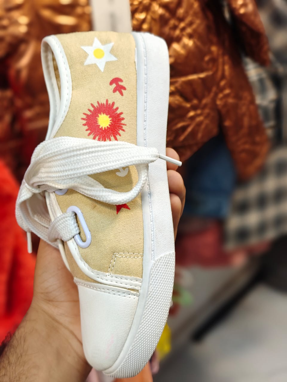 Girl skin flower sneakers